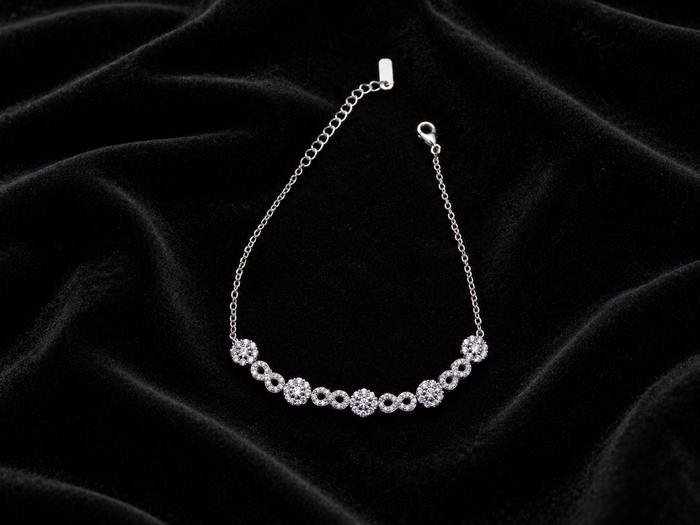Silver Graduated Crystal Tennis Bracelet