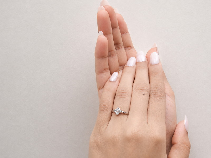 Silver Four-Petal Clover Solitaire Ring