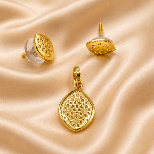 Golden Marquise Mesh Pendant & Stud Set
