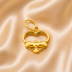 Golden Openwork Arch Clover Pendant