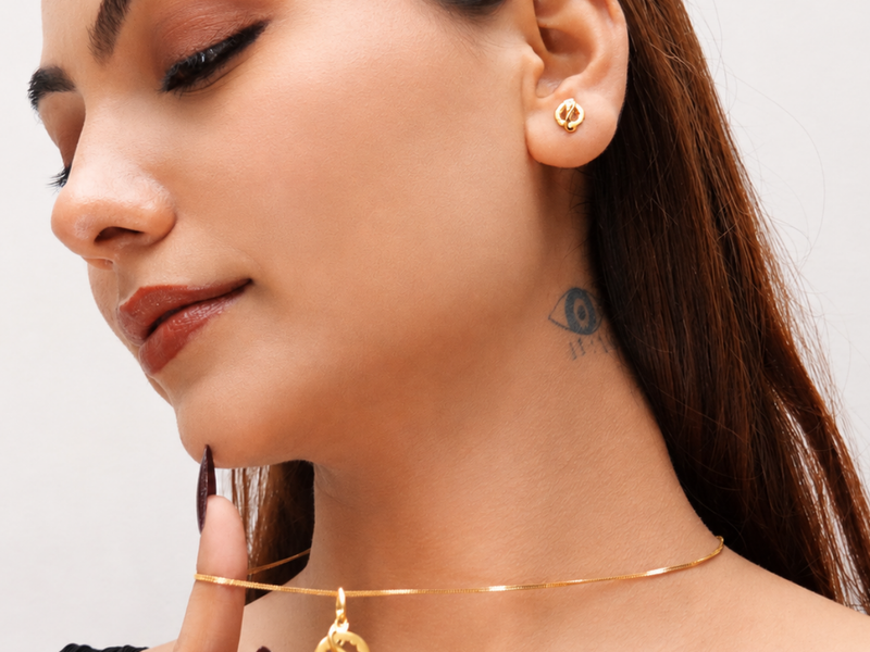 Golden Wave & Circle Pendant & Earring Set – view 3