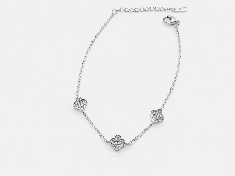 Silver Clover Charm Bracelet