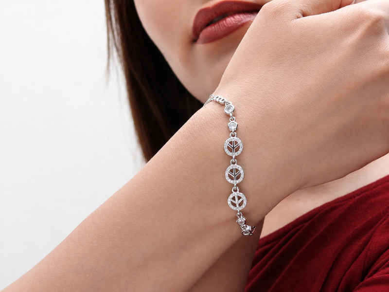 Silver Round Halo Station Bracelet