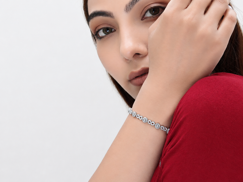 Silver Graduated Crystal Tennis Bracelet