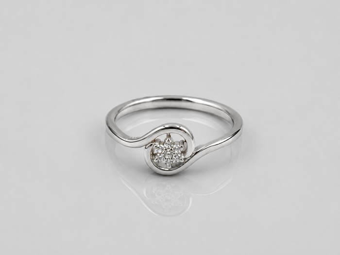 Silver Pave Cluster Circle Wave Ring