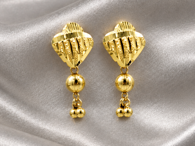 Golden Shell Fan Bead Drop Earrings