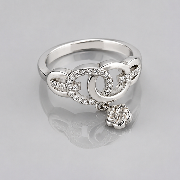 Silver Interlocked Circles Charm Ring