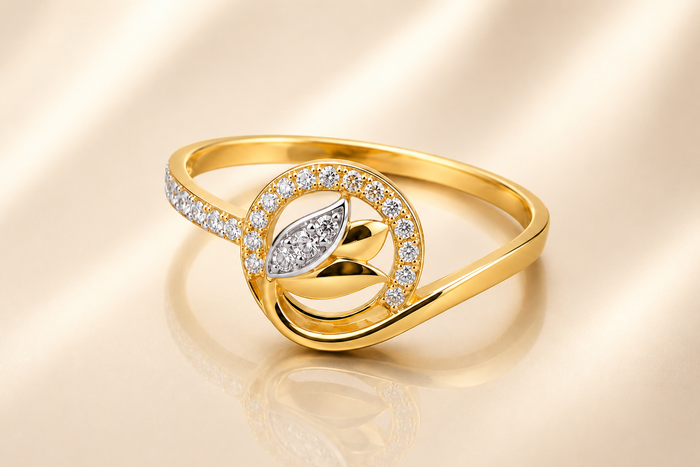 Golden Petite Flower Ring