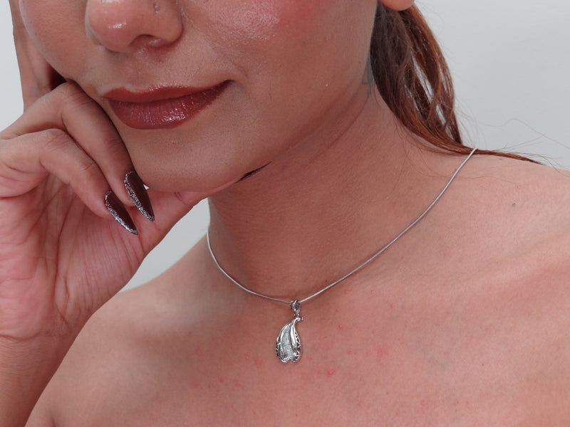Silver Carved Paisley Drop Pendant