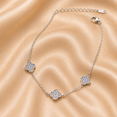 Silver Clover Charm Bracelet